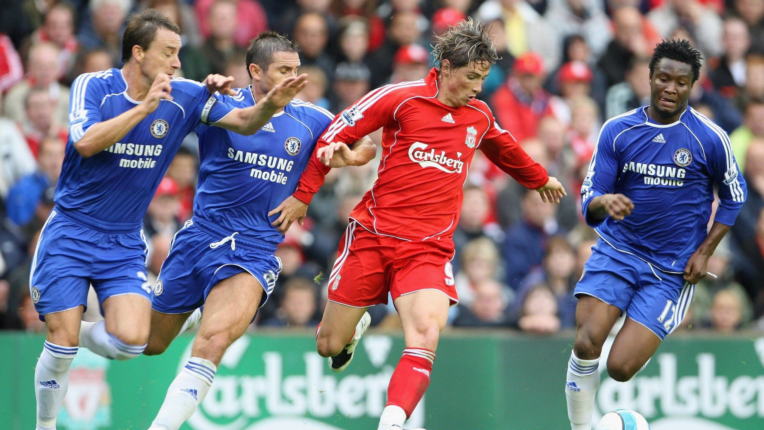 拜仁观众热烈欢呼！，萨拉赫迎来二十赛季出色发挥全场沸腾不已-爱游戏体育app下载