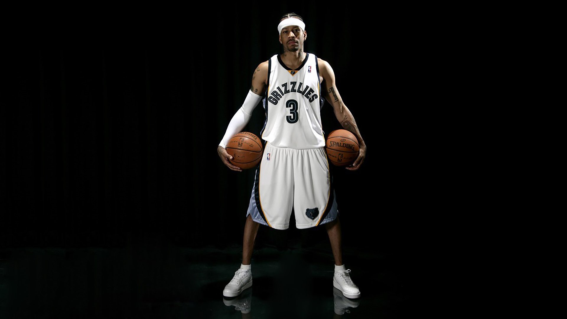 篮球赛场焦点！美国队对阵澳大利亚队，历史性突破，球队首次挺进决赛